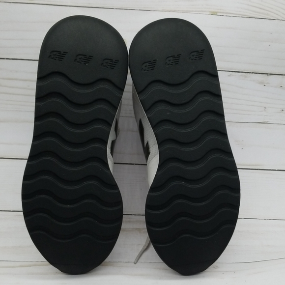 NEW BALANCE WOMEN SHOES - Picture 7 of 8